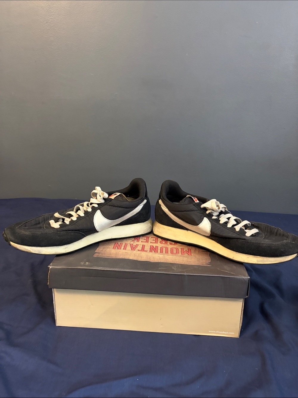 Nike Black Sneakers with White Swoosh and Cream Midsole - Picture 3 of 5